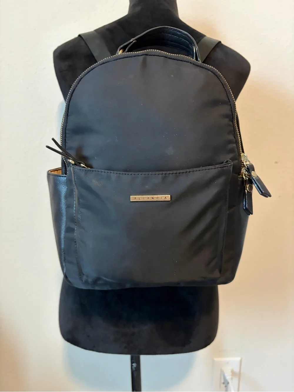 Allancia Women's Backpack